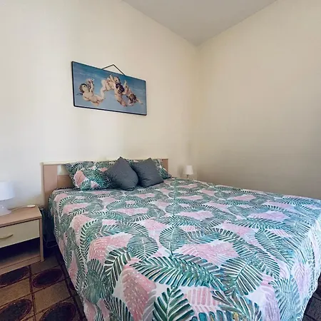 Trilocale Via Volta Gallipolitravel Apartmán *